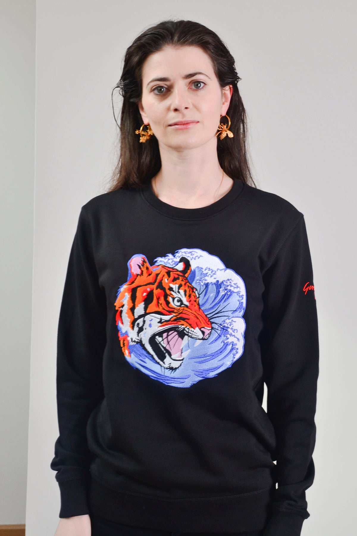 Embroidered sales tiger sweatshirt